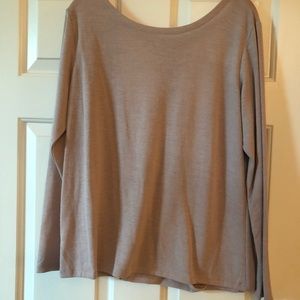 Yelete blouse with interesting cut out back